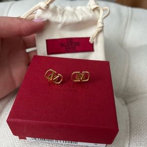 Valentino Stud earrings
